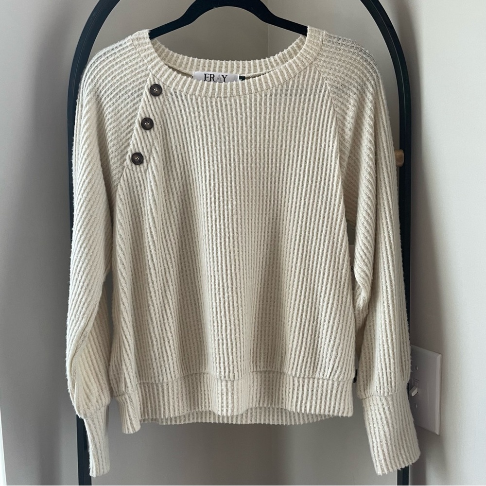 NWT FRAY Cream Button-Detail Sweater
